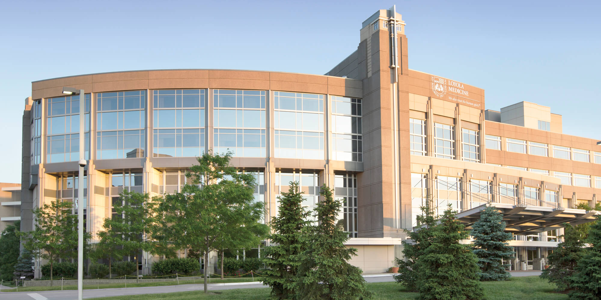 Exterior photo of Loyola University Medical Center