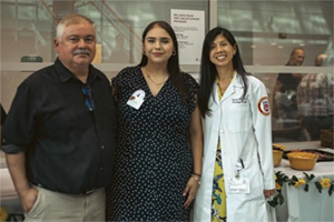 Bone marrow donor and recipient with the doctor 