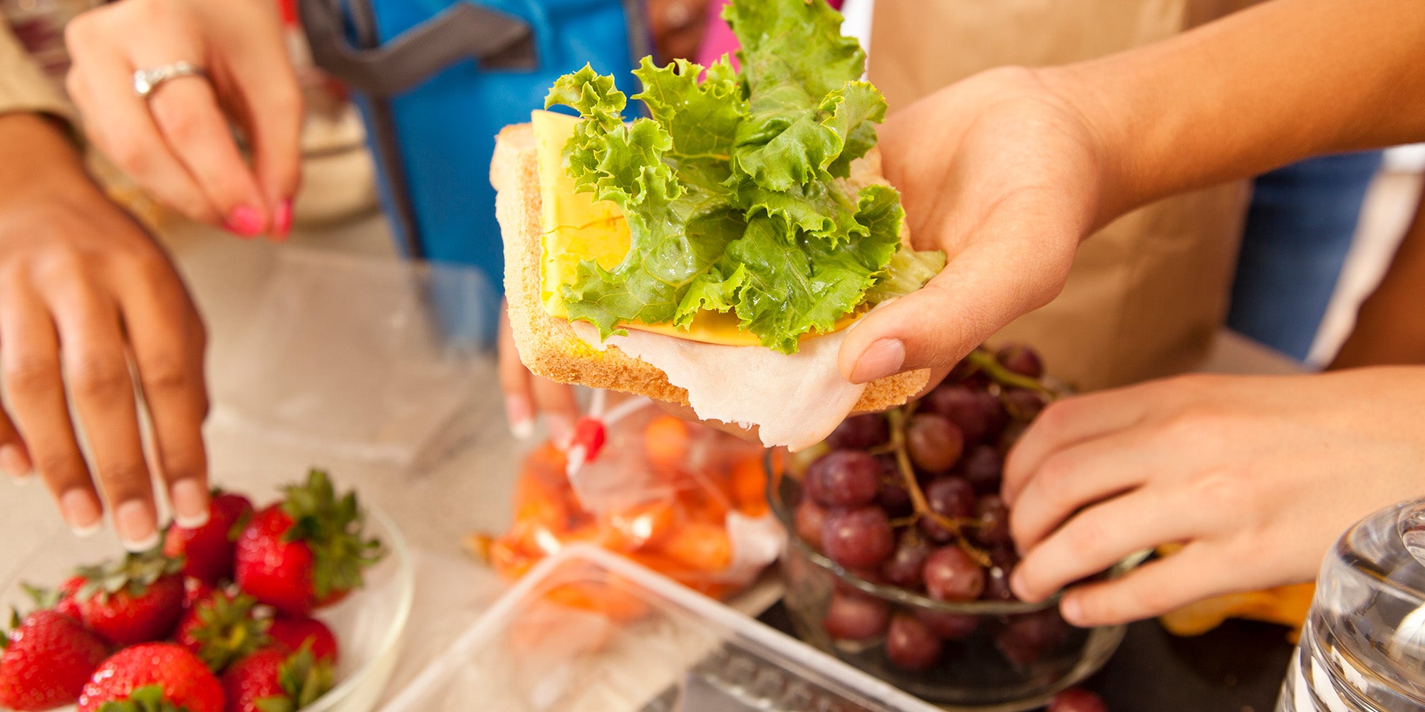 Family packing a lunch