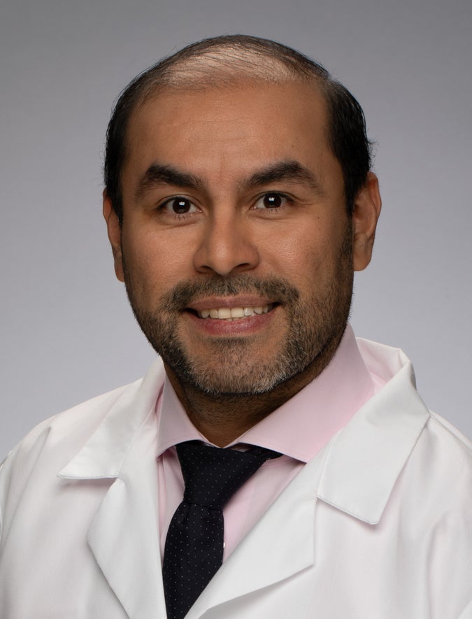 Roberto Simons-Linares, MD